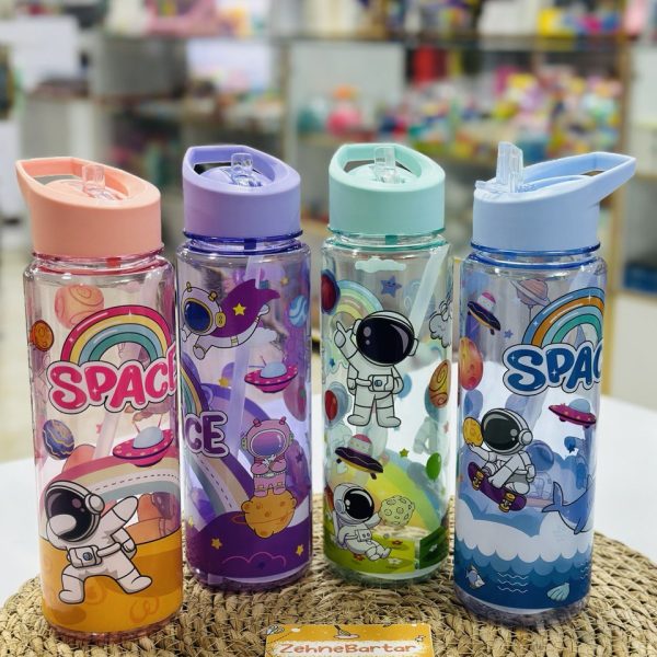 قمقمه نی دار فضانورد